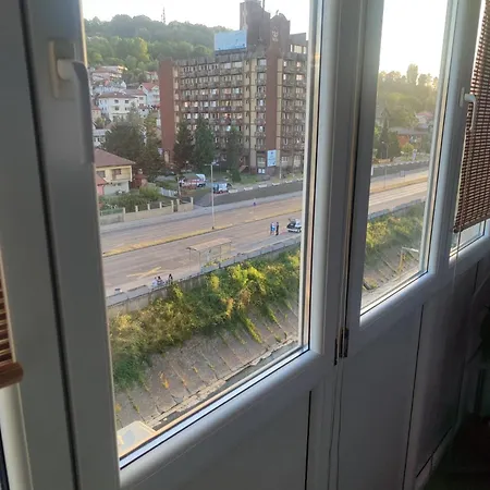 Lea Lux Daire Tuzla
