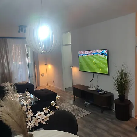 Lea Lux Tuzla